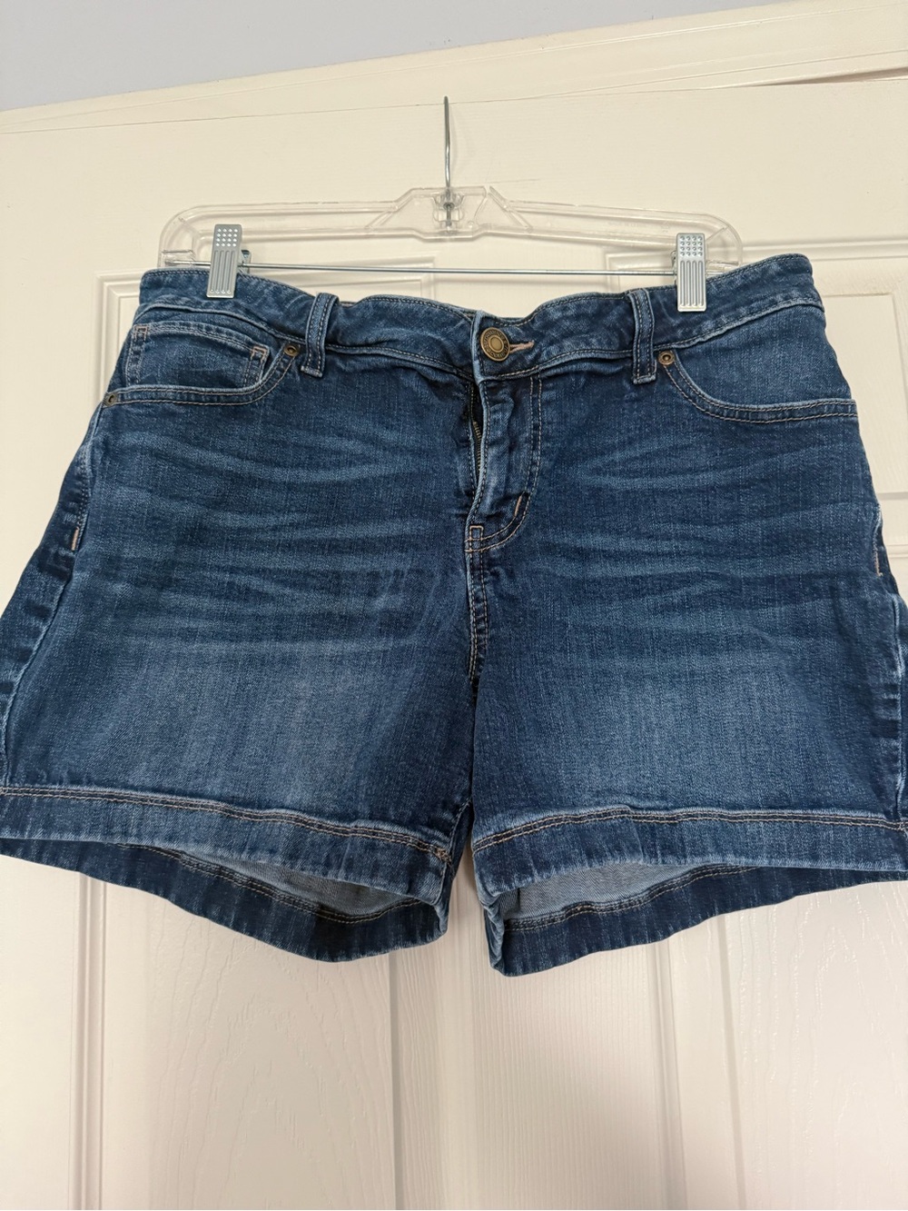 Maurices Medium Blue Denim Women's Shorts